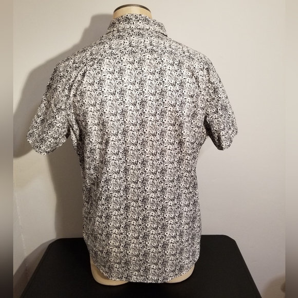 GOODFELLOW BLACK & WHITE ARTISTIC ABSTRACT PRINT MEN'S BUTTON DOWN SHIRT SIZE L - Picture 9 of 10
